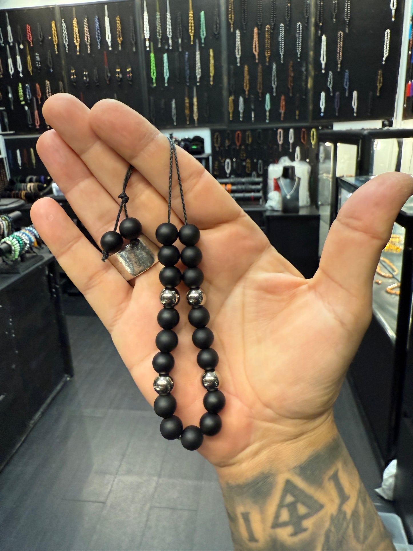 Matte Onyx & Titanium Komboloi - Extreme Series (Kevlar)