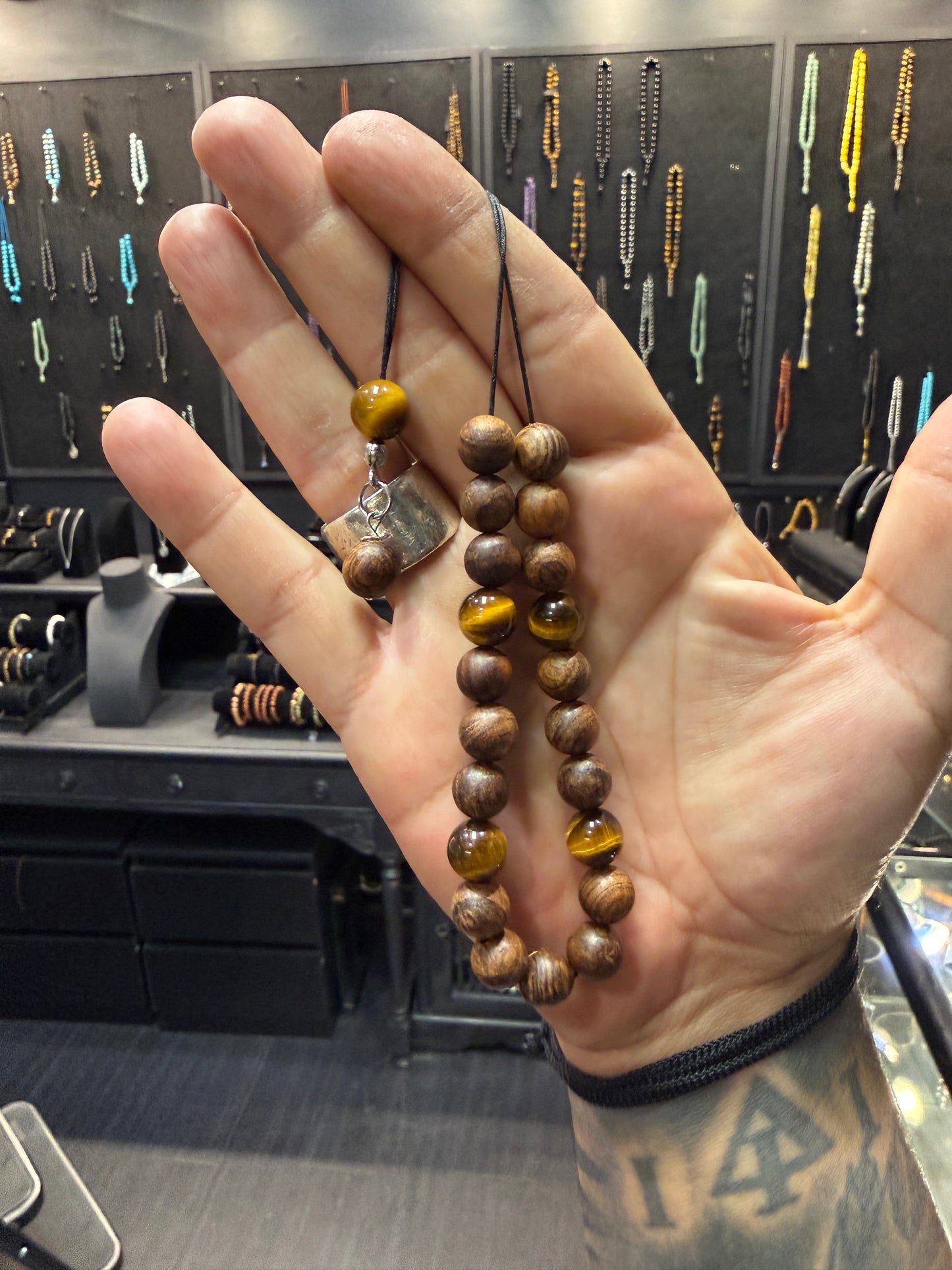 Sandlewood & Tigers Eye 21 Bead Komboloi / Worry Beads