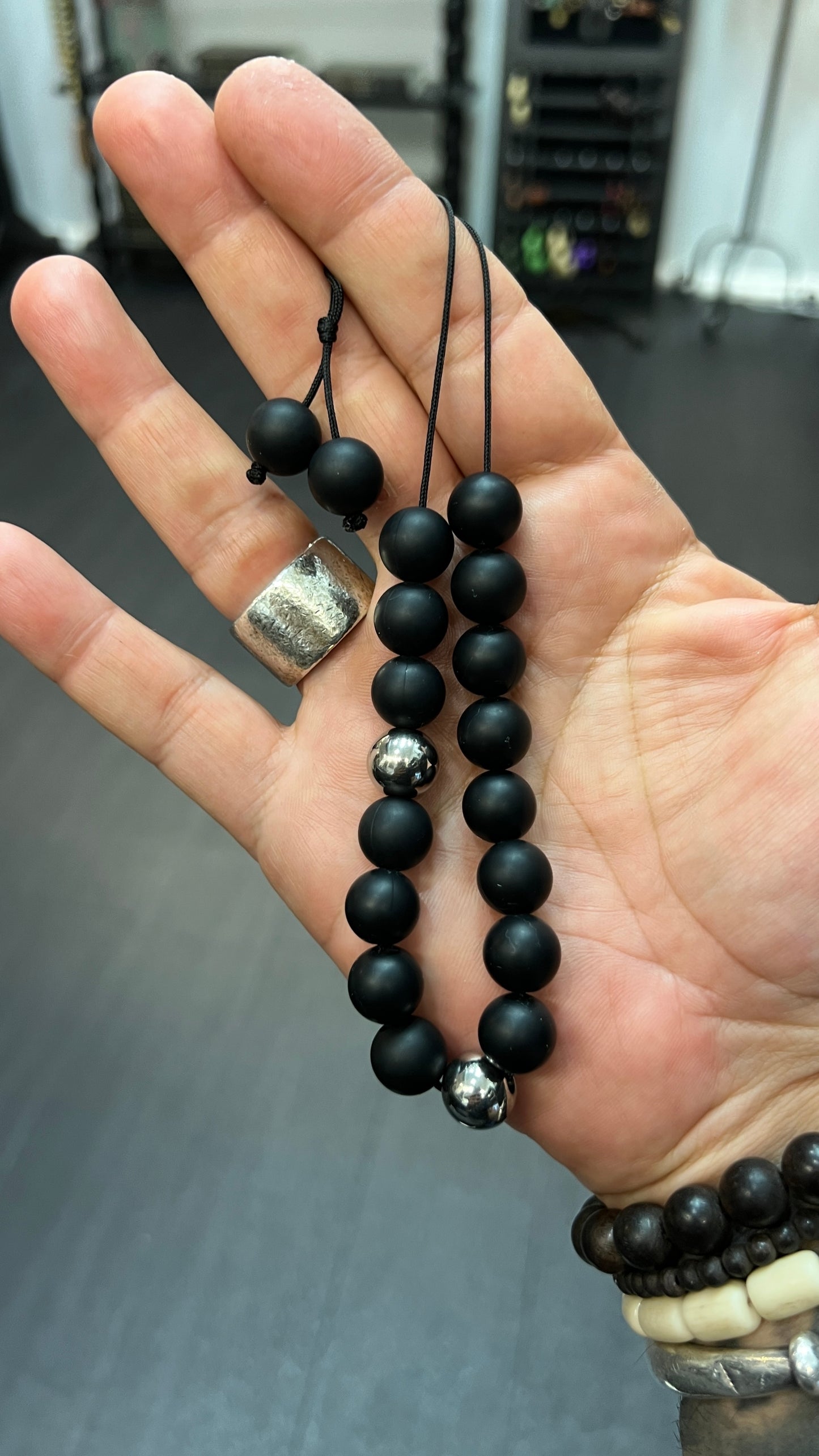 Silent Komboloi MK II