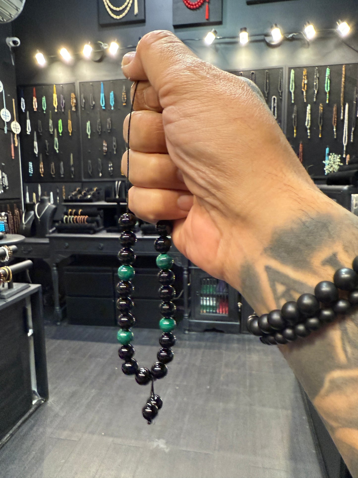 Onyx & Malachite 21 Bead Komboloi / Worry Beads