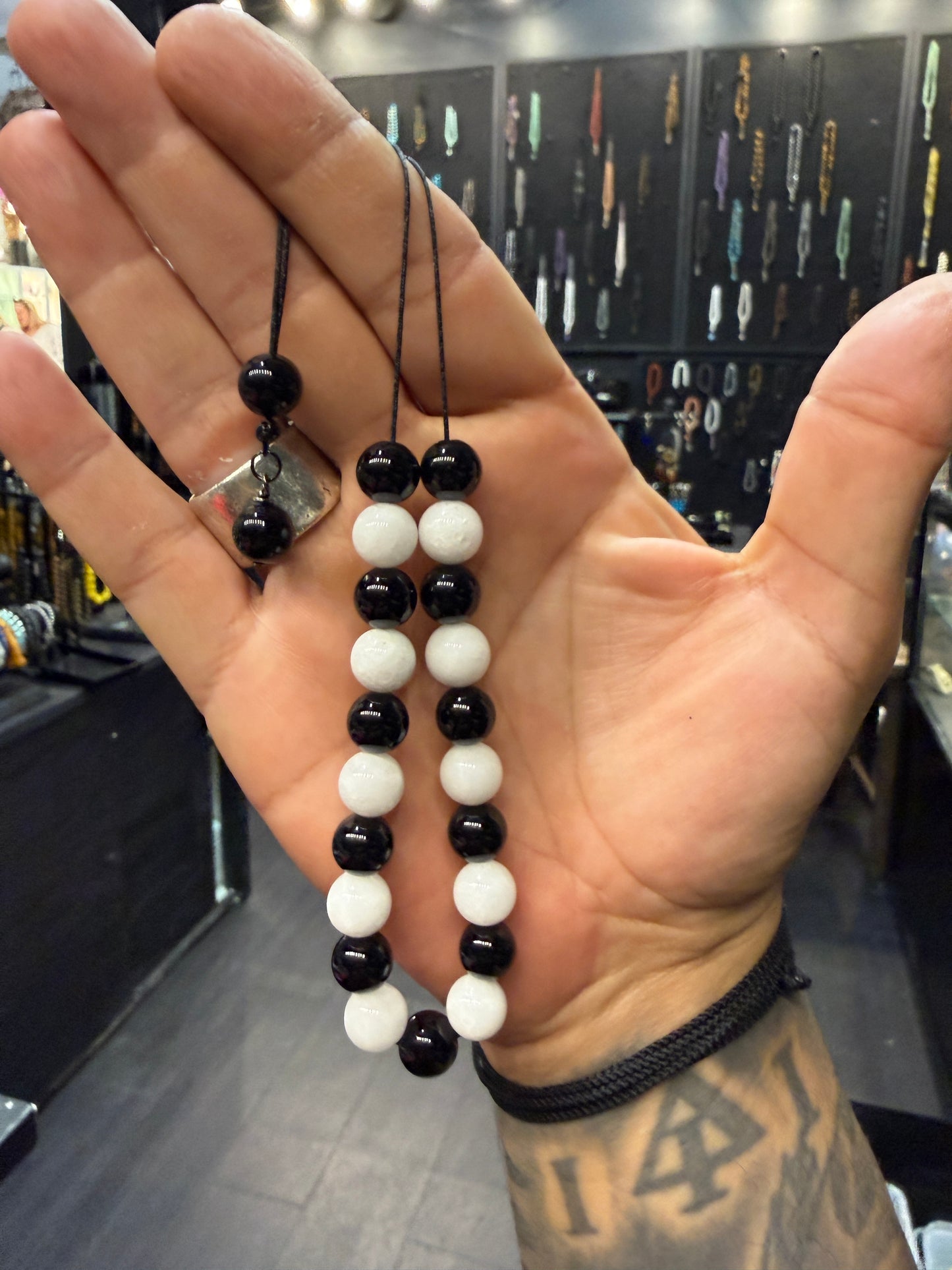 Onyx & White Jade 21 Bead Komboloi / Worry Beads