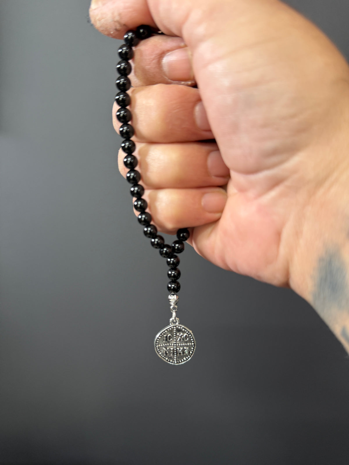 Onyx Orthodox Prayer Beads w/ICXC NIKA Pendant