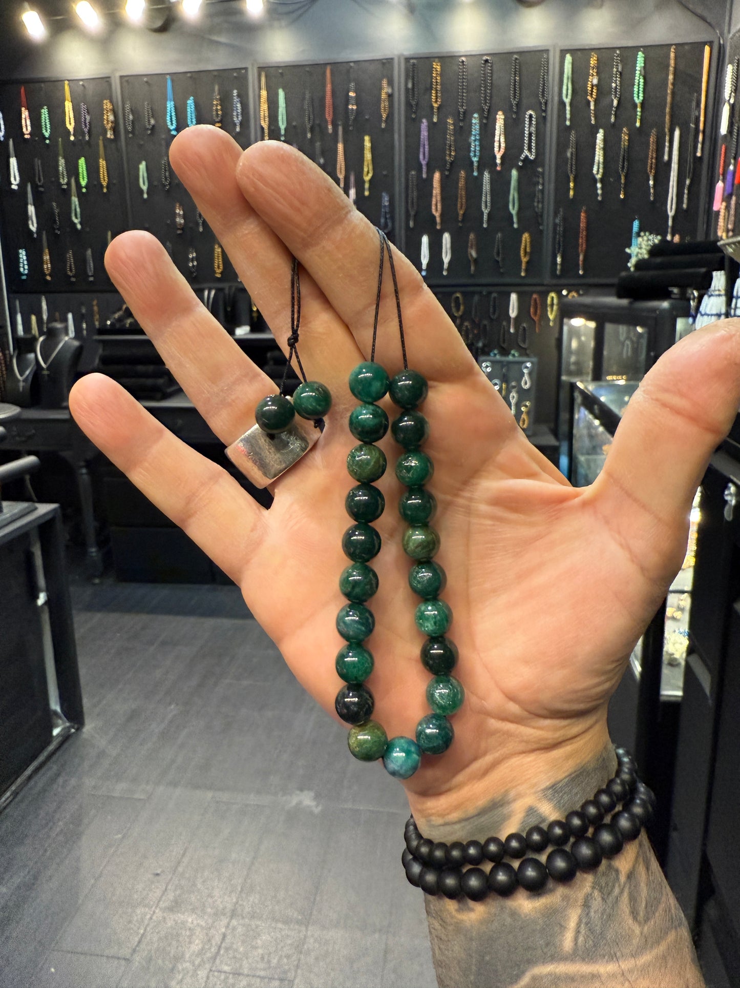 Emerald 21 Bead Komboloi