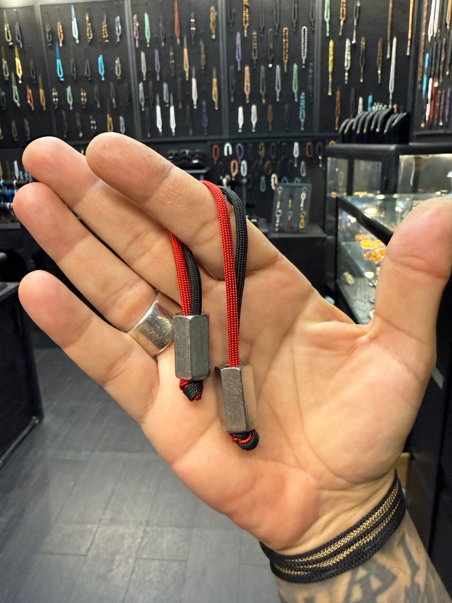 Industrial Series - Prism Begleri