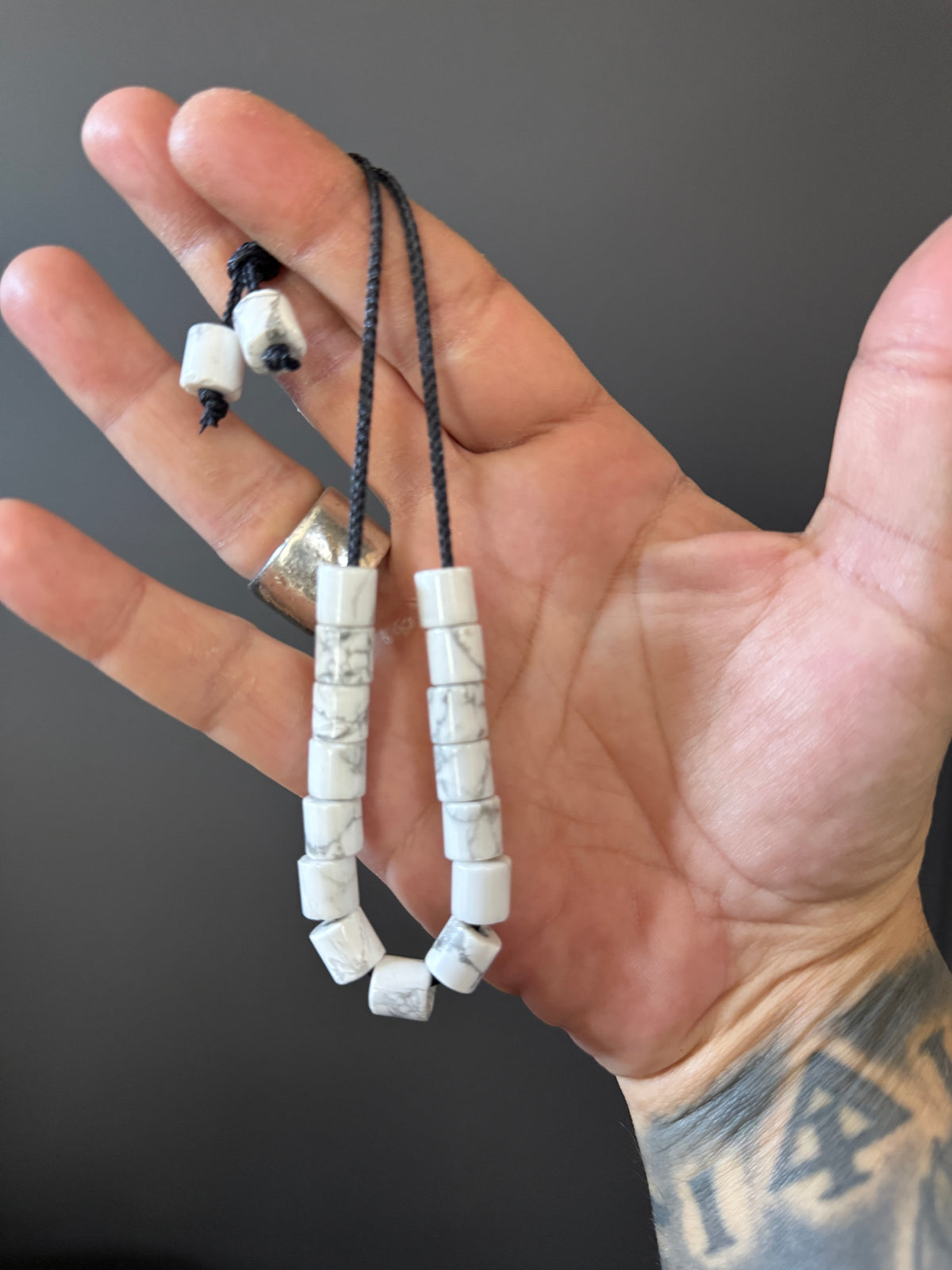 Howlite w/ Kevlar Komboloi / Worry Beads