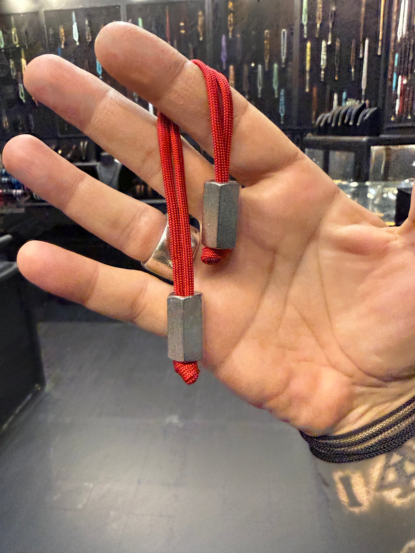Industrial Series - Prism Begleri